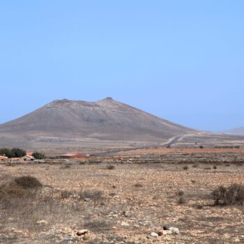 Guía Completa sobre Triquivijate, Fuerteventura: Historia, Turismo y Cultura