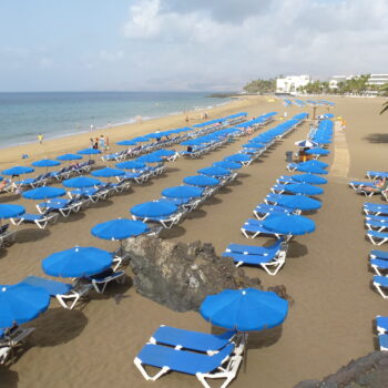 Playa Grande: La Joya de Puerto del Carmen en Lanzarote