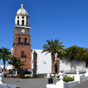 Descubre Teguise, Lanzarote: La Guía Definitiva para Tu Próxima Aventura