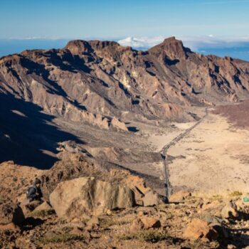 Guía Completa para Explorar el Sendero al Alto de Guajara en Tenerife