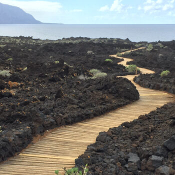 Descubriendo el Sendero de Las Puntas en El Hierro: Guía Completa para los Aficionados al Senderismo